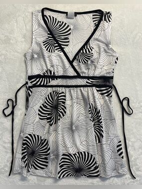 Y2K KHAKI KREW women's sleeveless b&w flower print blouse, S.
